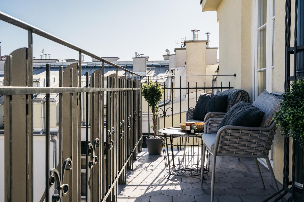 Penthouse Orzeszkowa - Loftaffair Apartment Krakow Luaran gambar